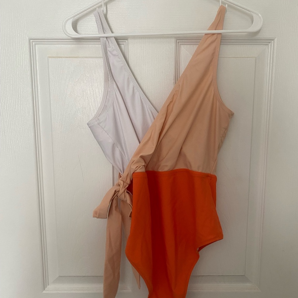 Amazon Women's One Piece Swimsuit - White, Tan, and Orange